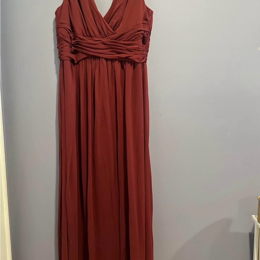 Jenny Packham Burgundy Sleeveless V-neck Gown